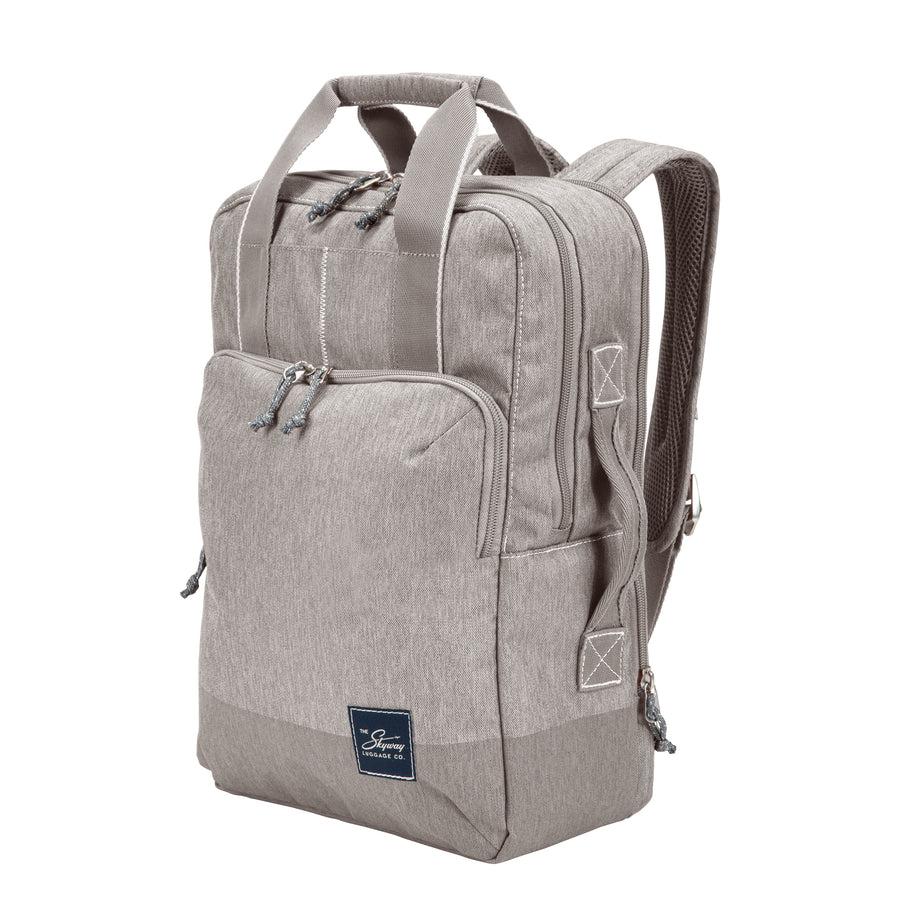 Rainier Deluxe Backpack - 17 L