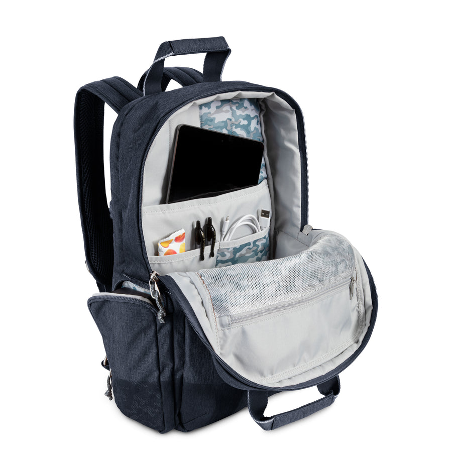 Rainier Deluxe Backpack - 17 L