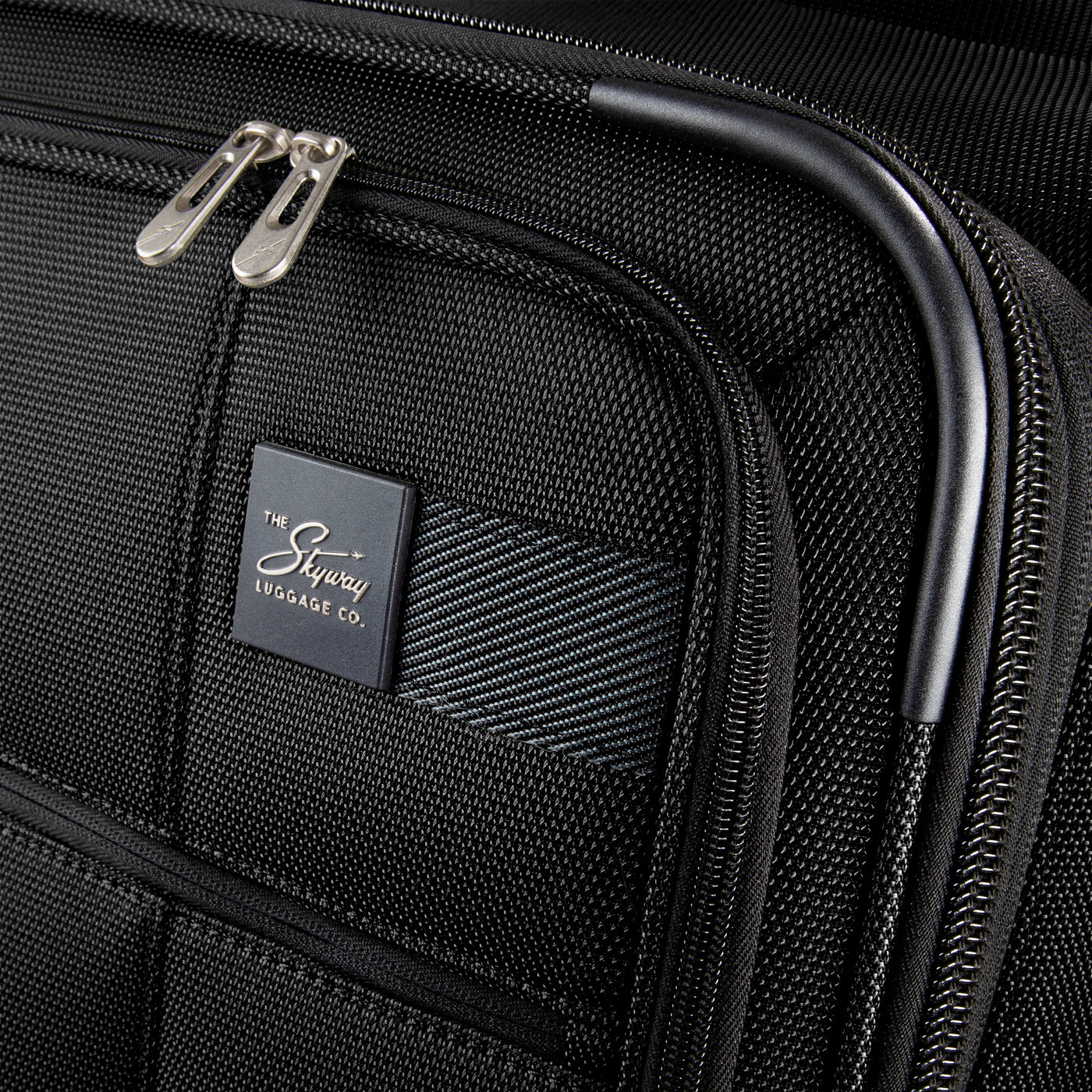 Sigma 7.0 Softside Medium Check-In Expandable Spinner