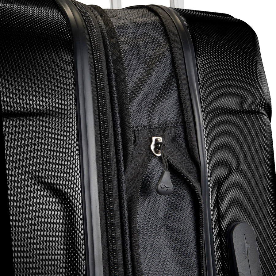 Nimbus 5.0 Medium Check-In Expandable Spinner