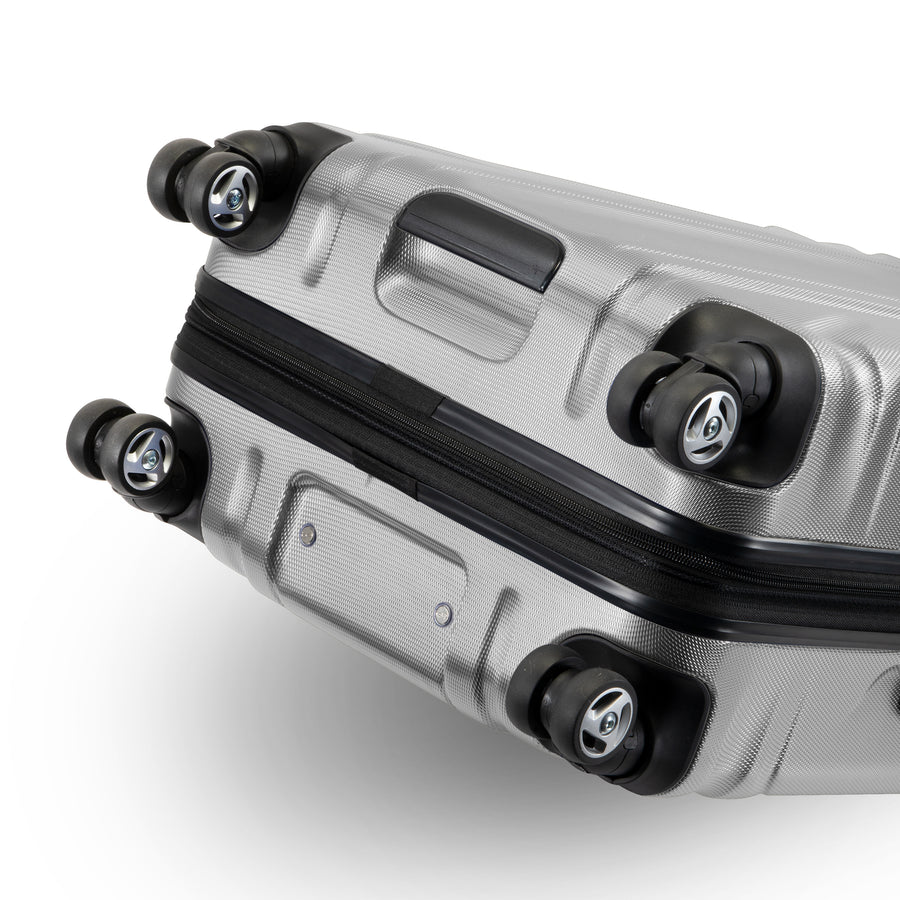 Nimbus 5.0 Medium Check-In Expandable Spinner