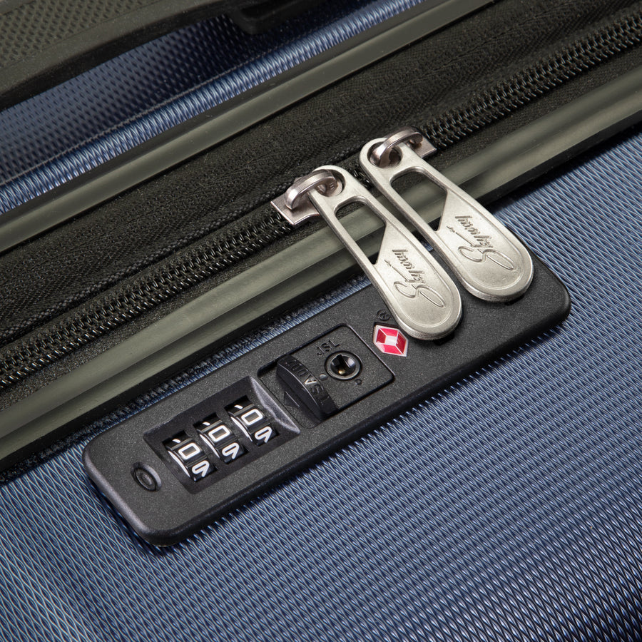 Nimbus 5.0 Medium Check-In Expandable Spinner