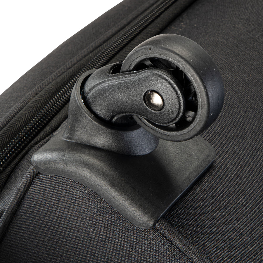 Broadview Softside Medium Check-In Expandable Spinner